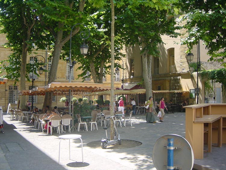 place archeveche aix